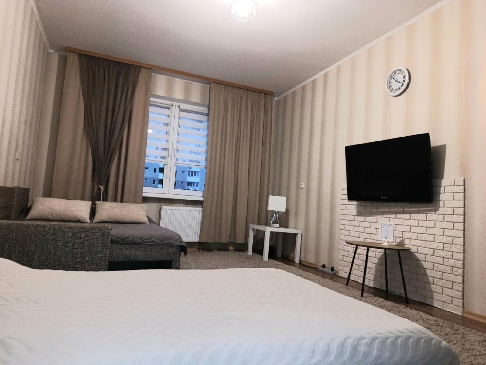 Uptown-Квартира Vyšhorod Esterno foto